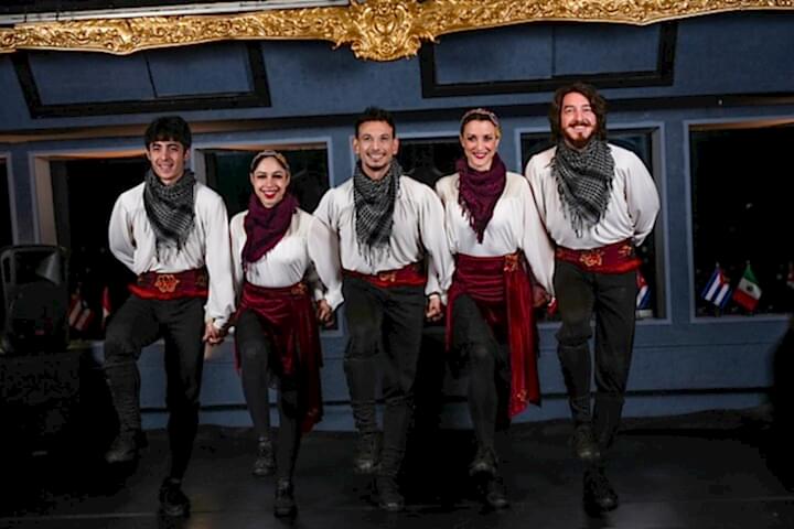 Bosphorus Cruise : Only Turkish Show ( Entertainment) + Hotel Transfer ( Close to Show Table)